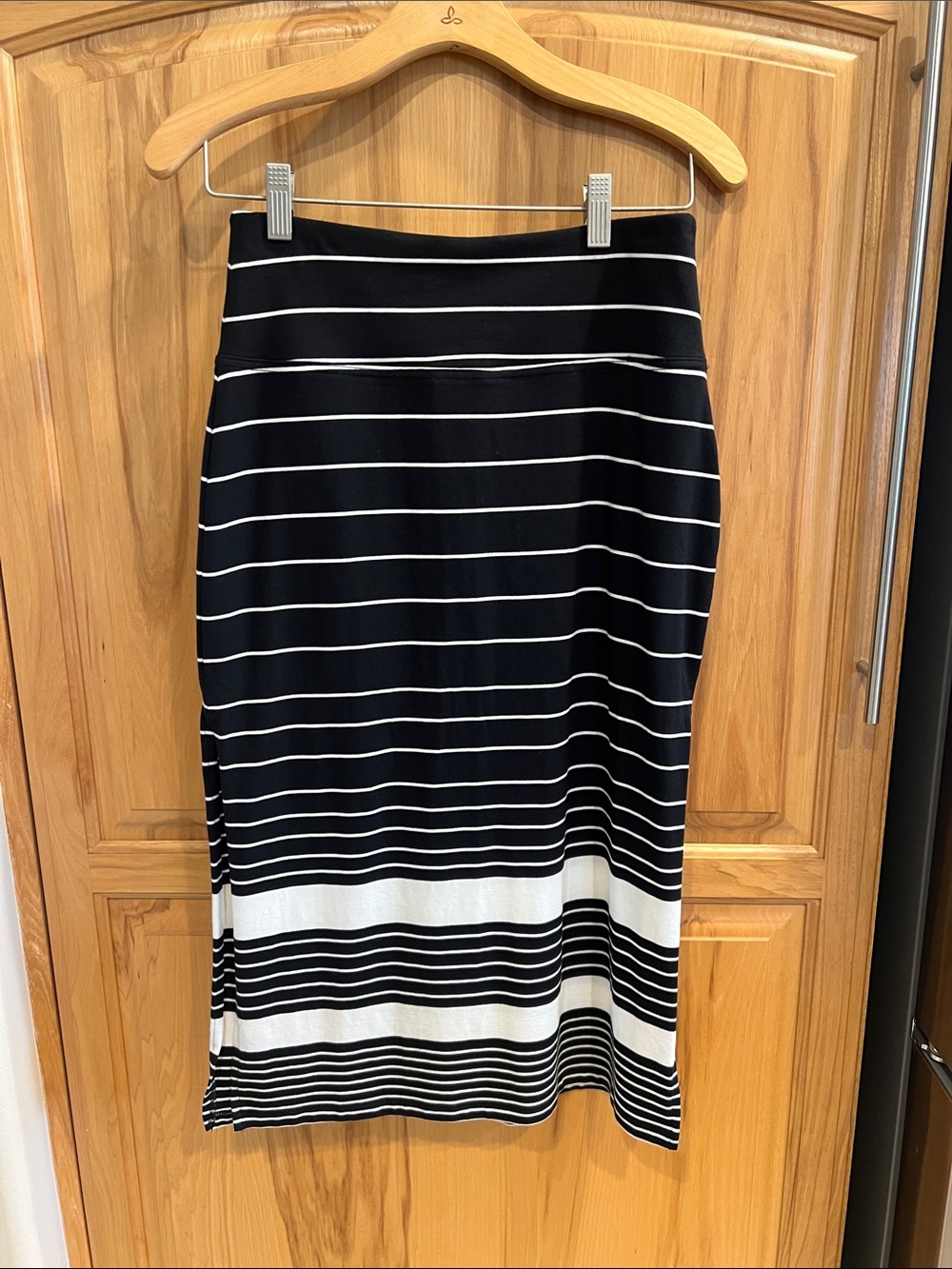 Athleta Black and White Striped Knit Skirt